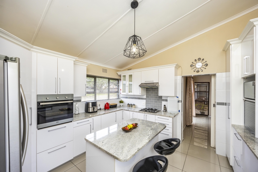 3 Bedroom Property for Sale in Beacon Bay Eastern Cape